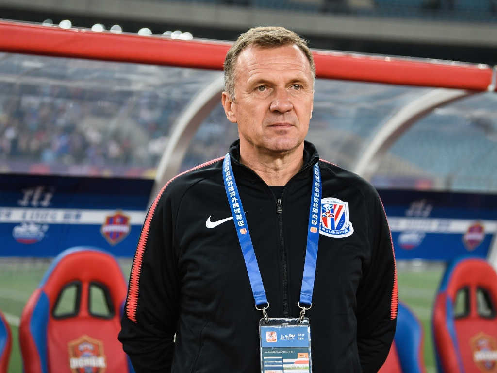 前泽尼特教练：中国足球热情减退，斯卢茨基面临挑战